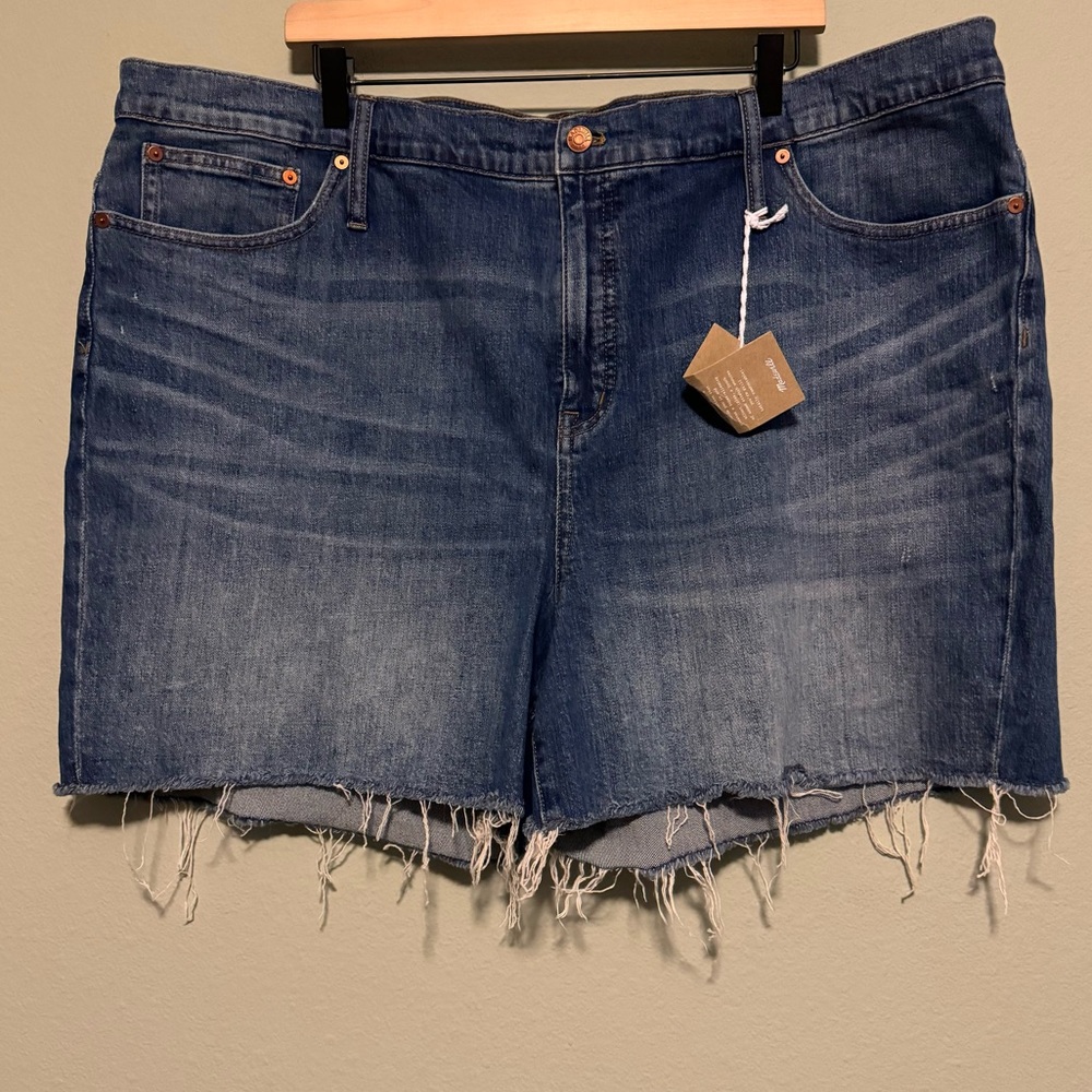 Madewell High Rise Denim Shorts - Size 37